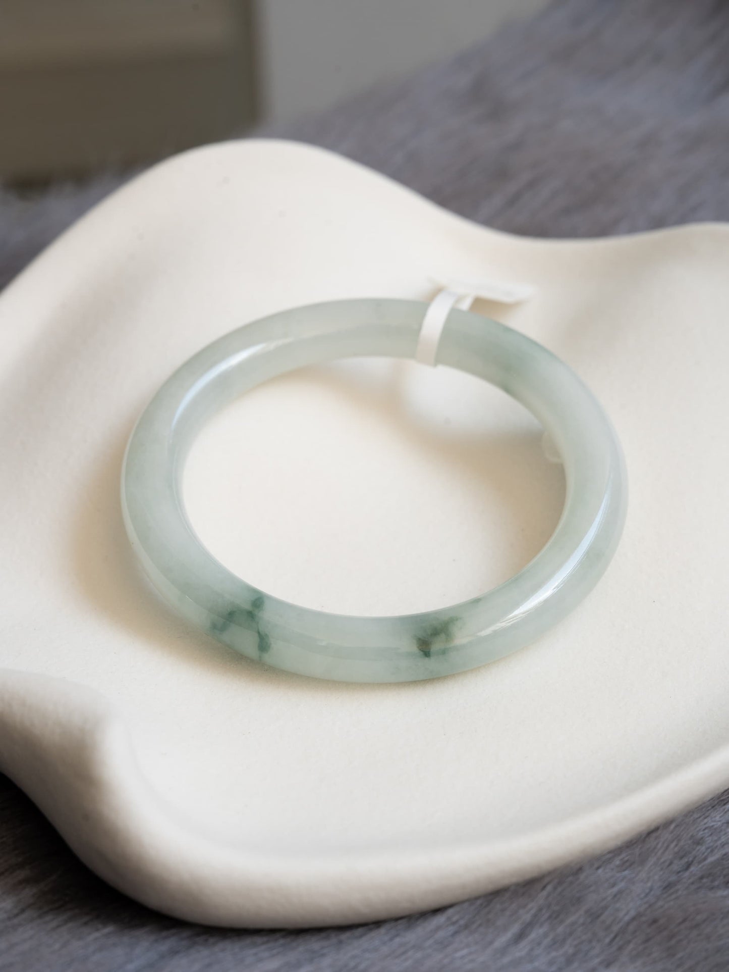 56.9mm Mild Green with Piaohua