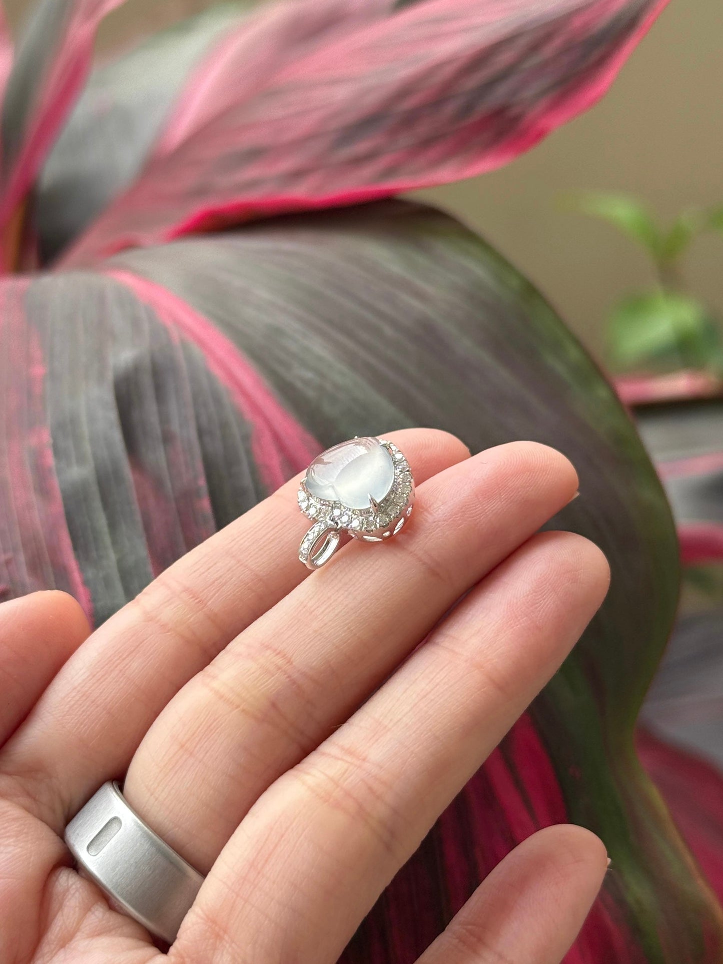 18K Icy Coloress Heart Pendant
