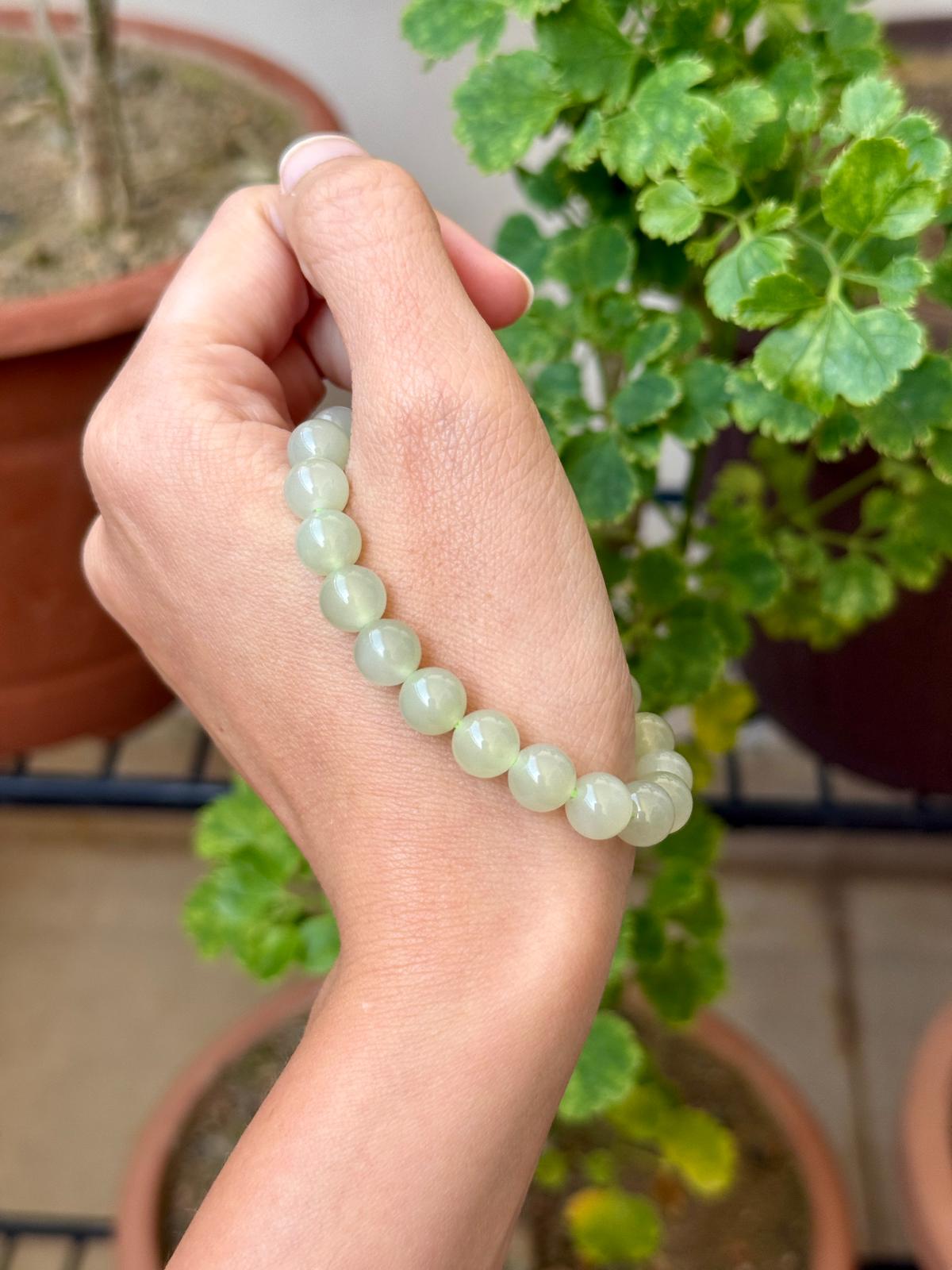 8.0mm Icy Nephrite Bracelet in Light Green