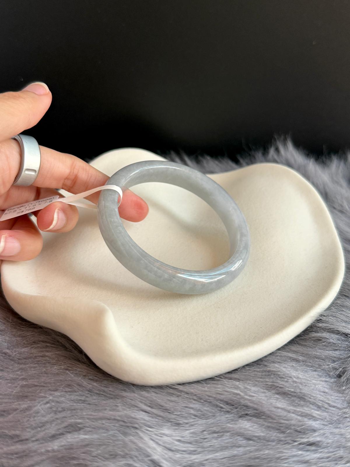 57.8mm Lavender Blue