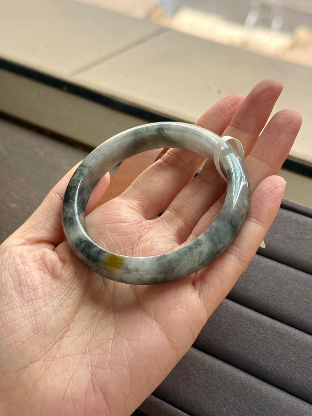 58.6mm Oily Wuji with Yellow