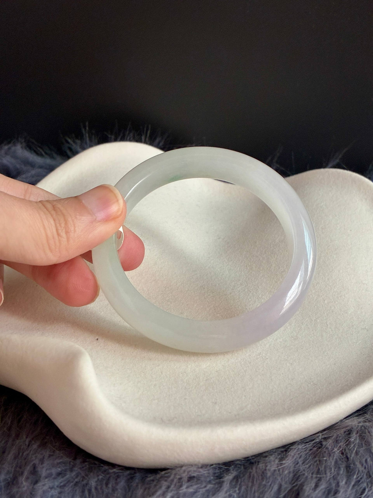 52.5mm Icy Near Colorless (Premium!)