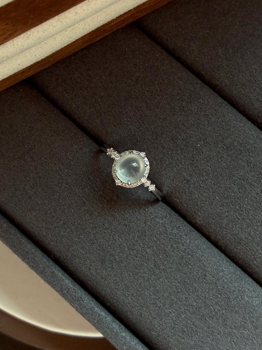 18K Sunburst Halo Ring (Glassy Variety)