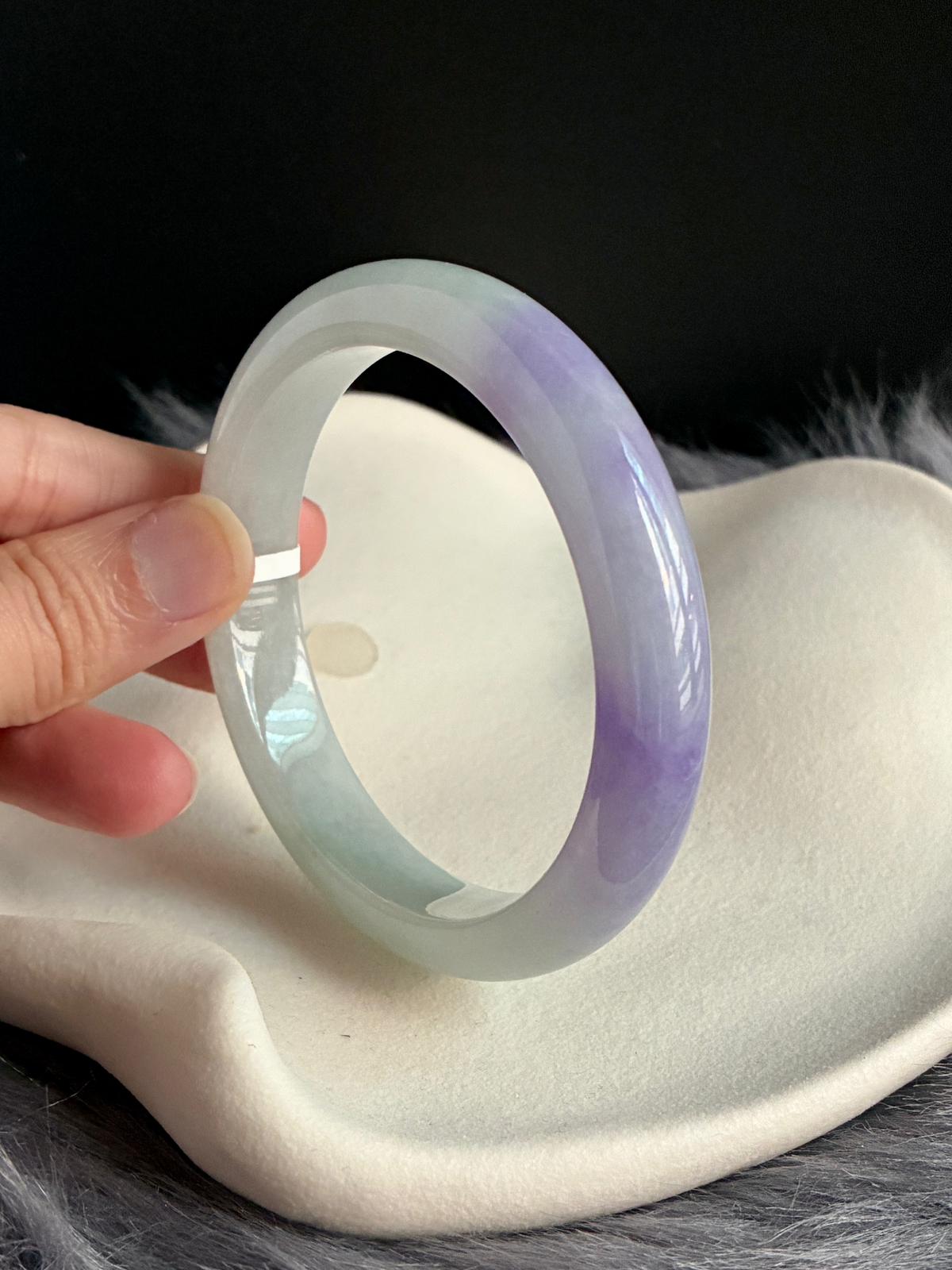 60.7mm Vivid Royal Violet with Light Mint