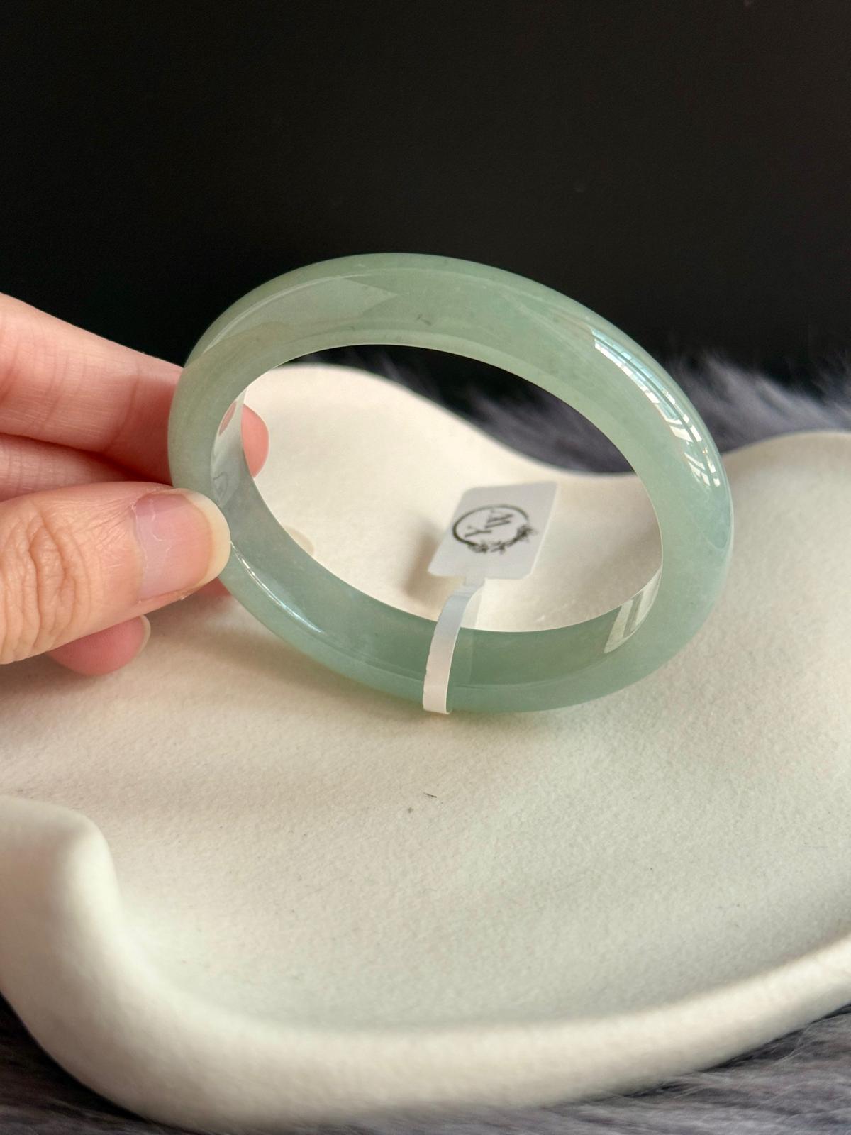 55mm Icy Blue Water Teal (Oval)