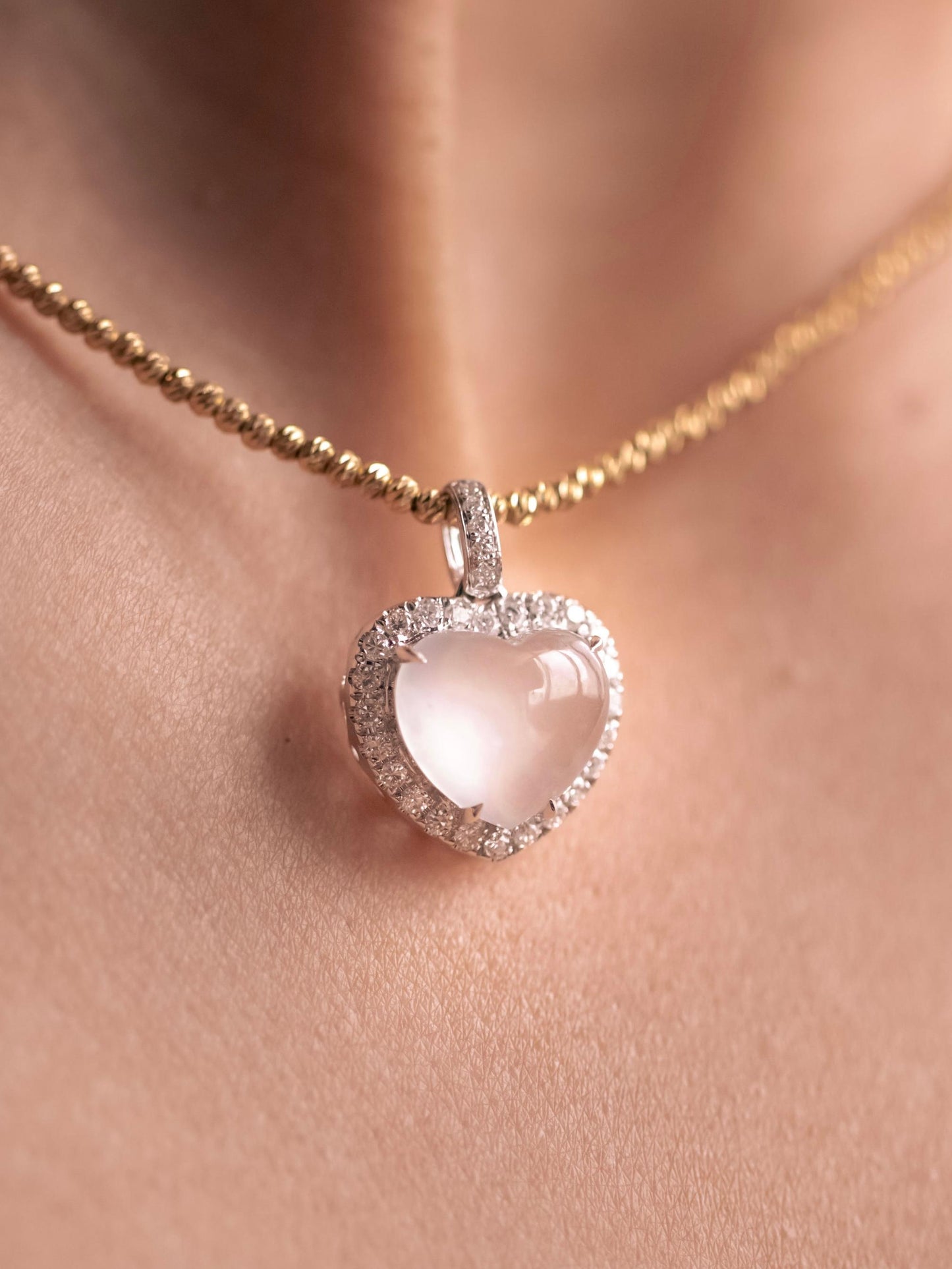 18K Icy Coloress Heart Pendant