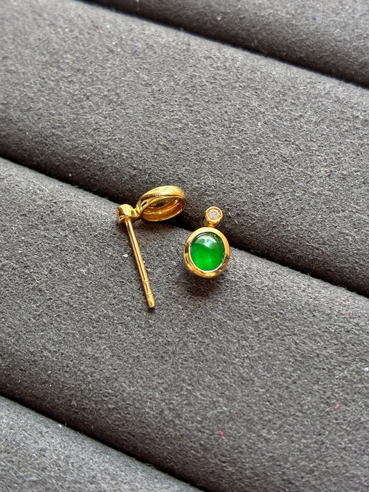 18K Spicy Green Mini Cabochon Earrings