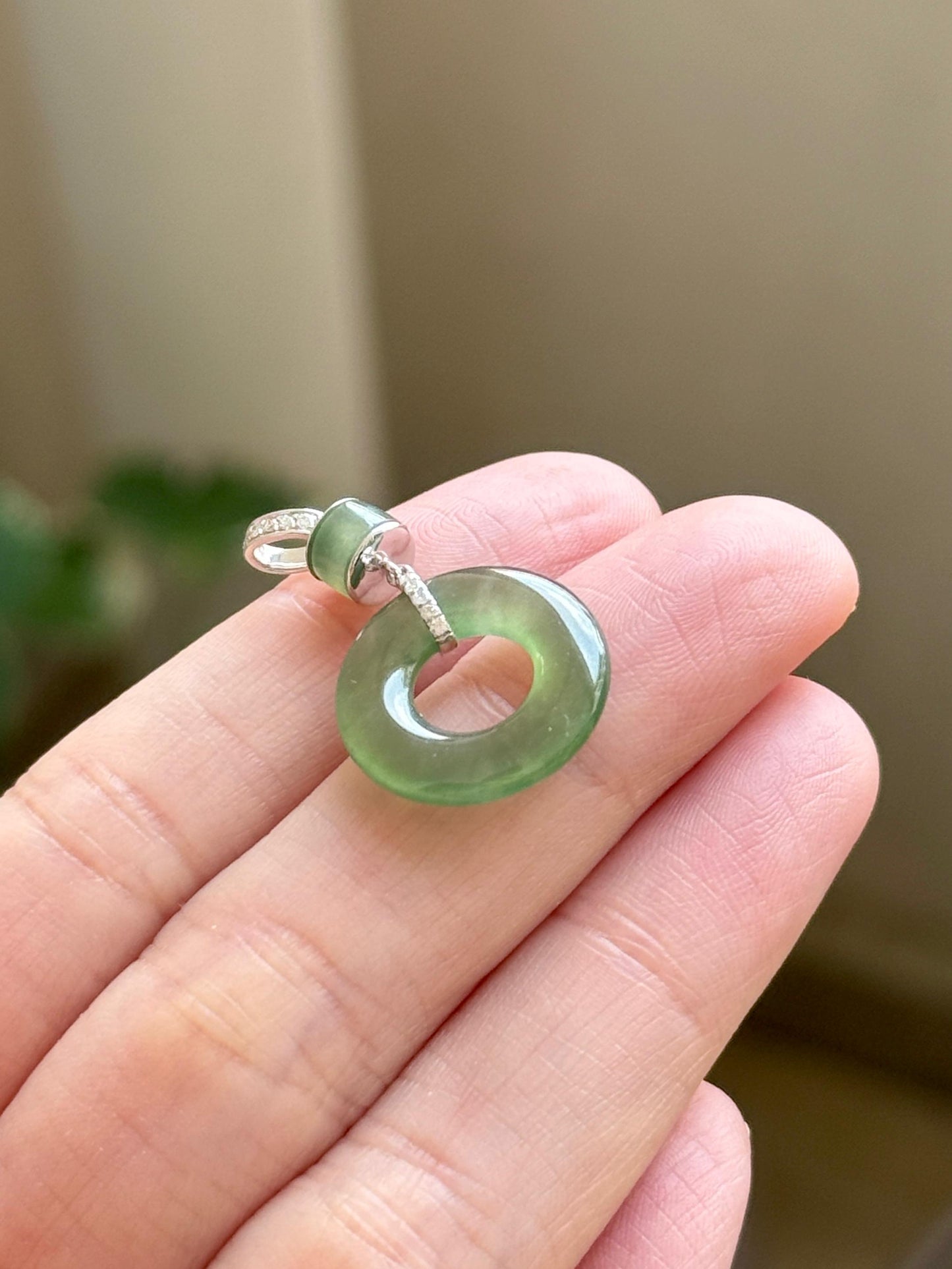 18K Icy Glowy Lake Green Donut Pendant (Highly Translucent!)
