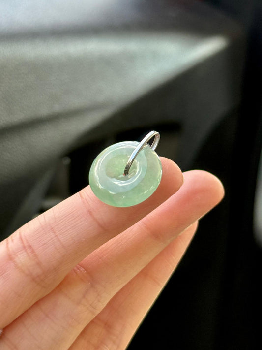 18K Icy Sweet Apple Green Donut Pendant