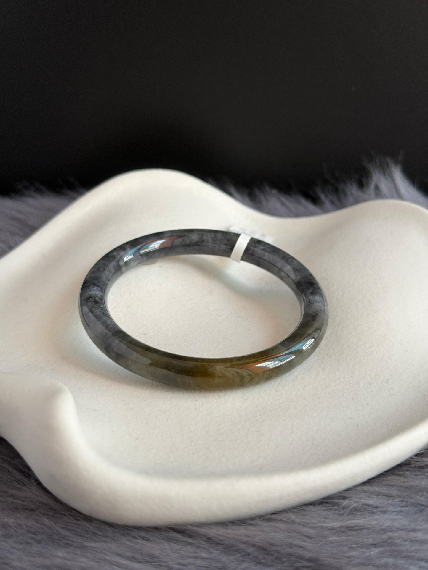 54.5mm Oily Wuji with Yellow (Rare!)