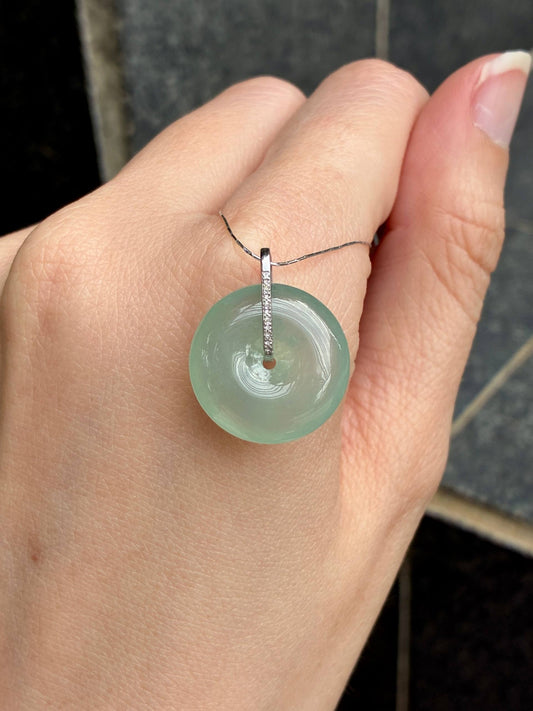 18K Icy Bluish Green Donut Pendant