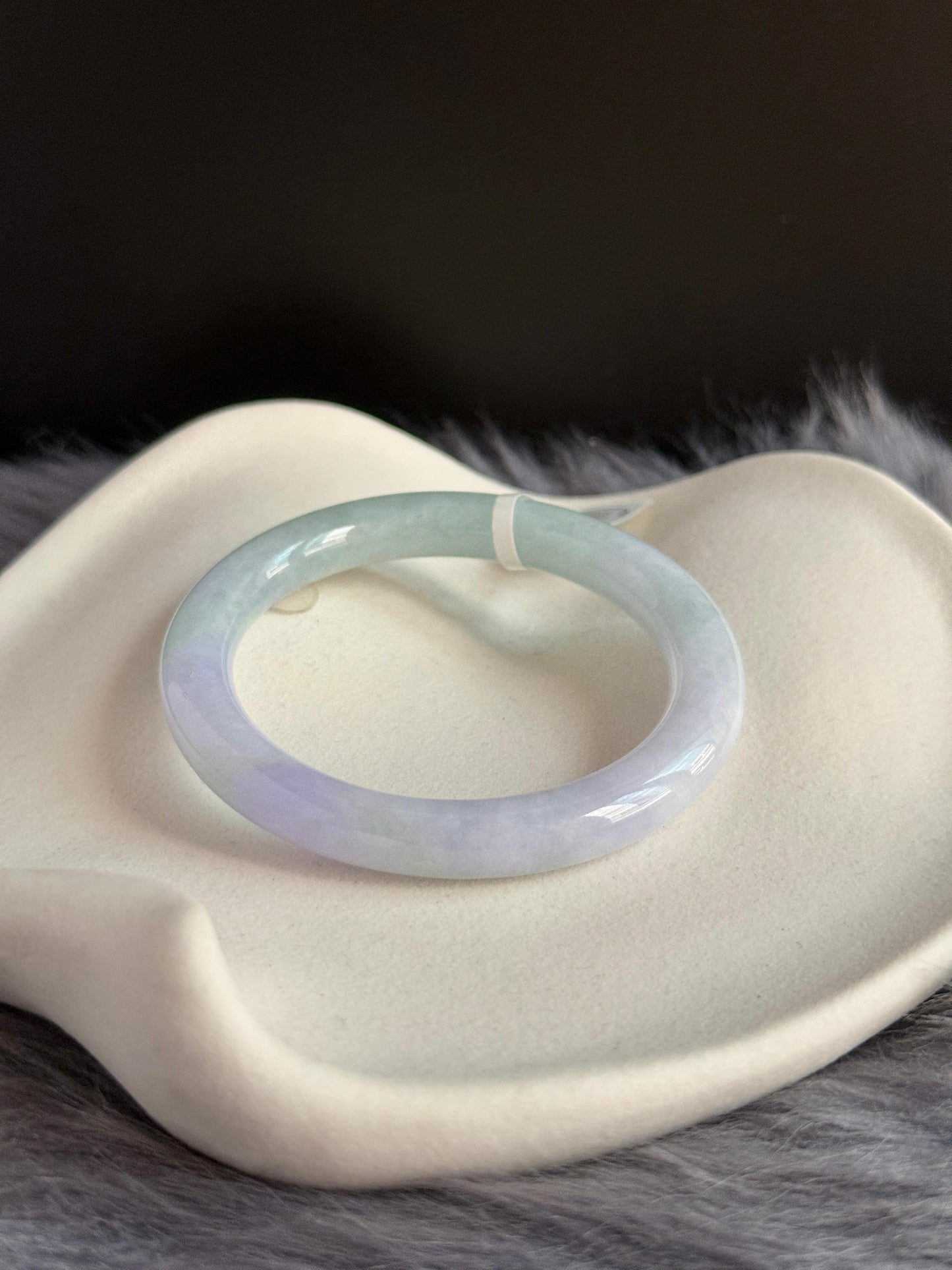 56.9mm Lavender with Mint Green