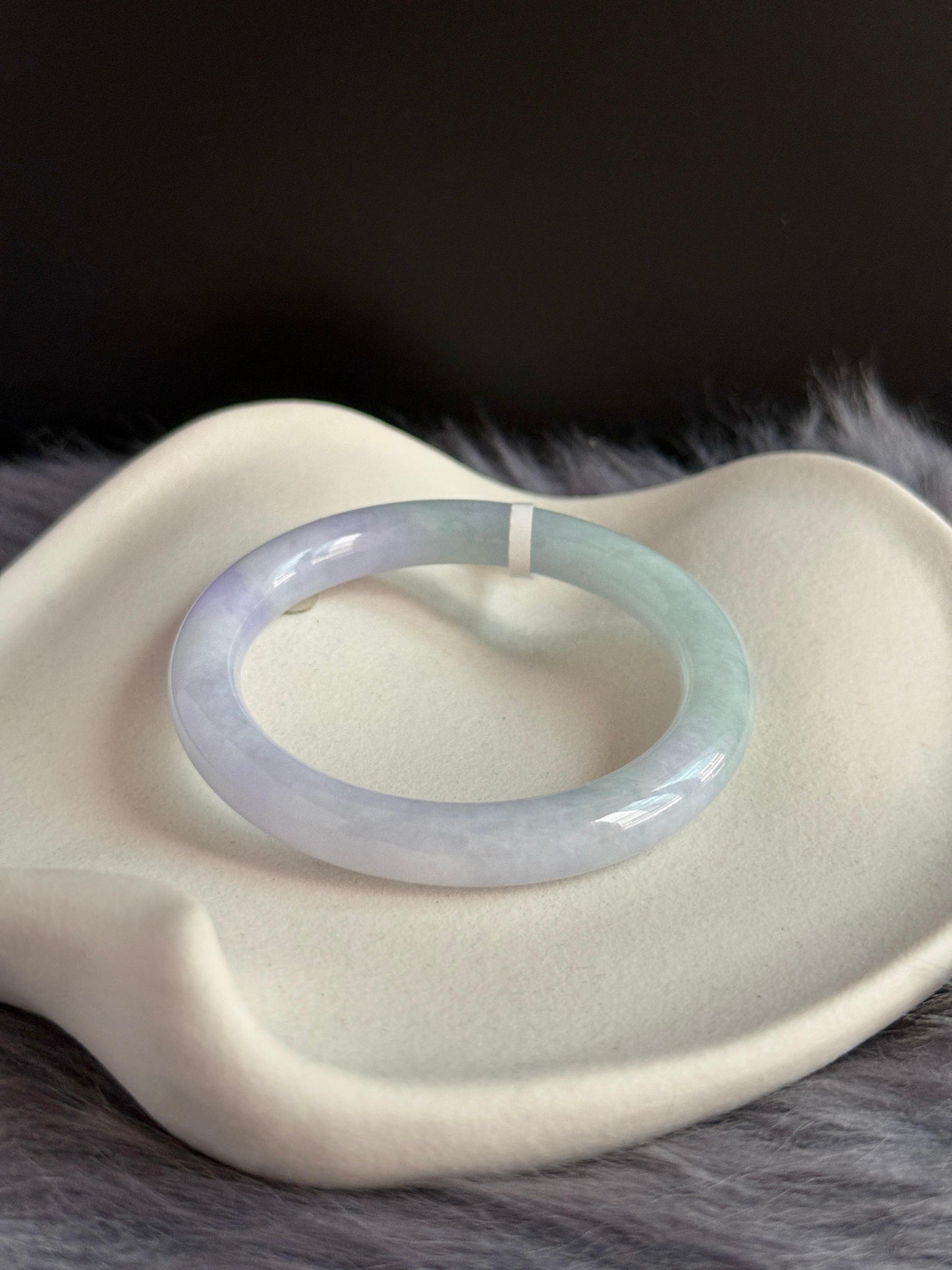 56.9mm Lavender with Mint Green