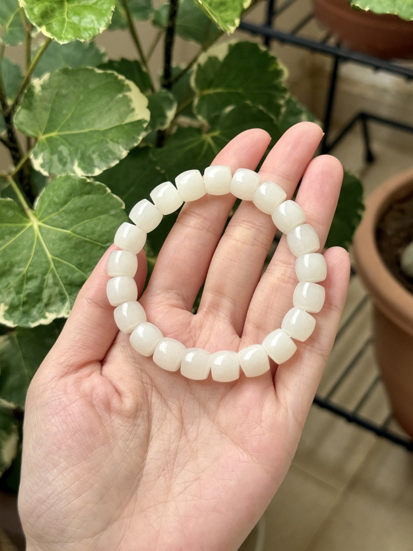10mm Nephrite Jade Barrel Bracelet