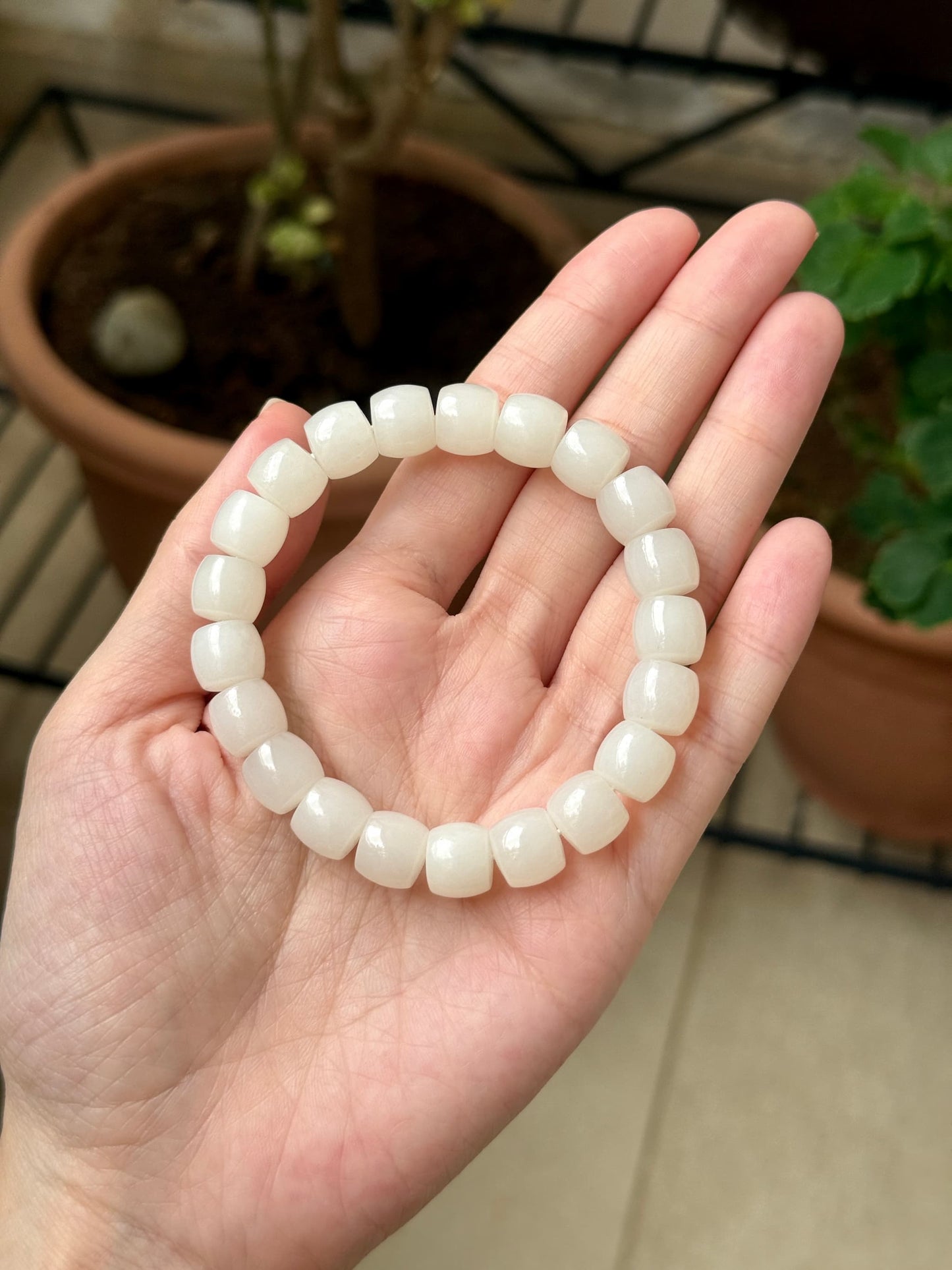10mm Nephrite Jade Barrel Bracelet