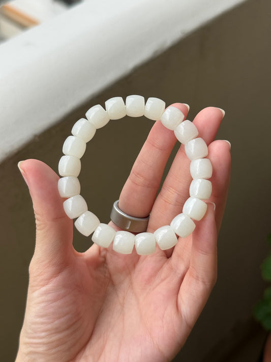 10mm Nephrite Jade Barrel Bracelet