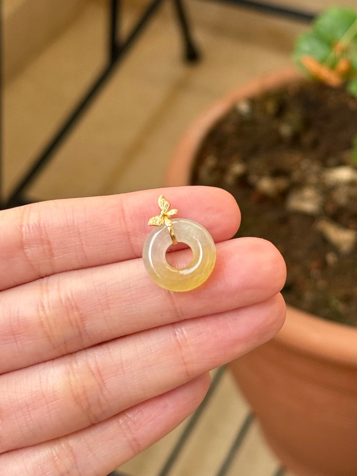 18K Icy Lemonade Yellow Donut Pendant