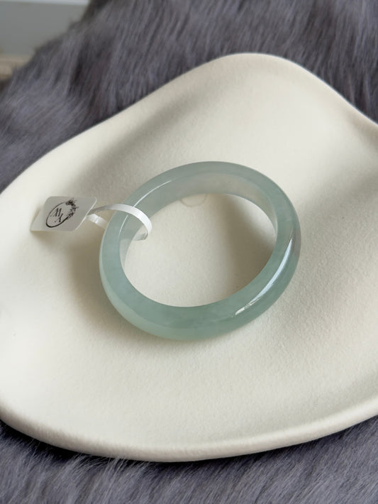 53.0 Icy Bluish Green (Oval)