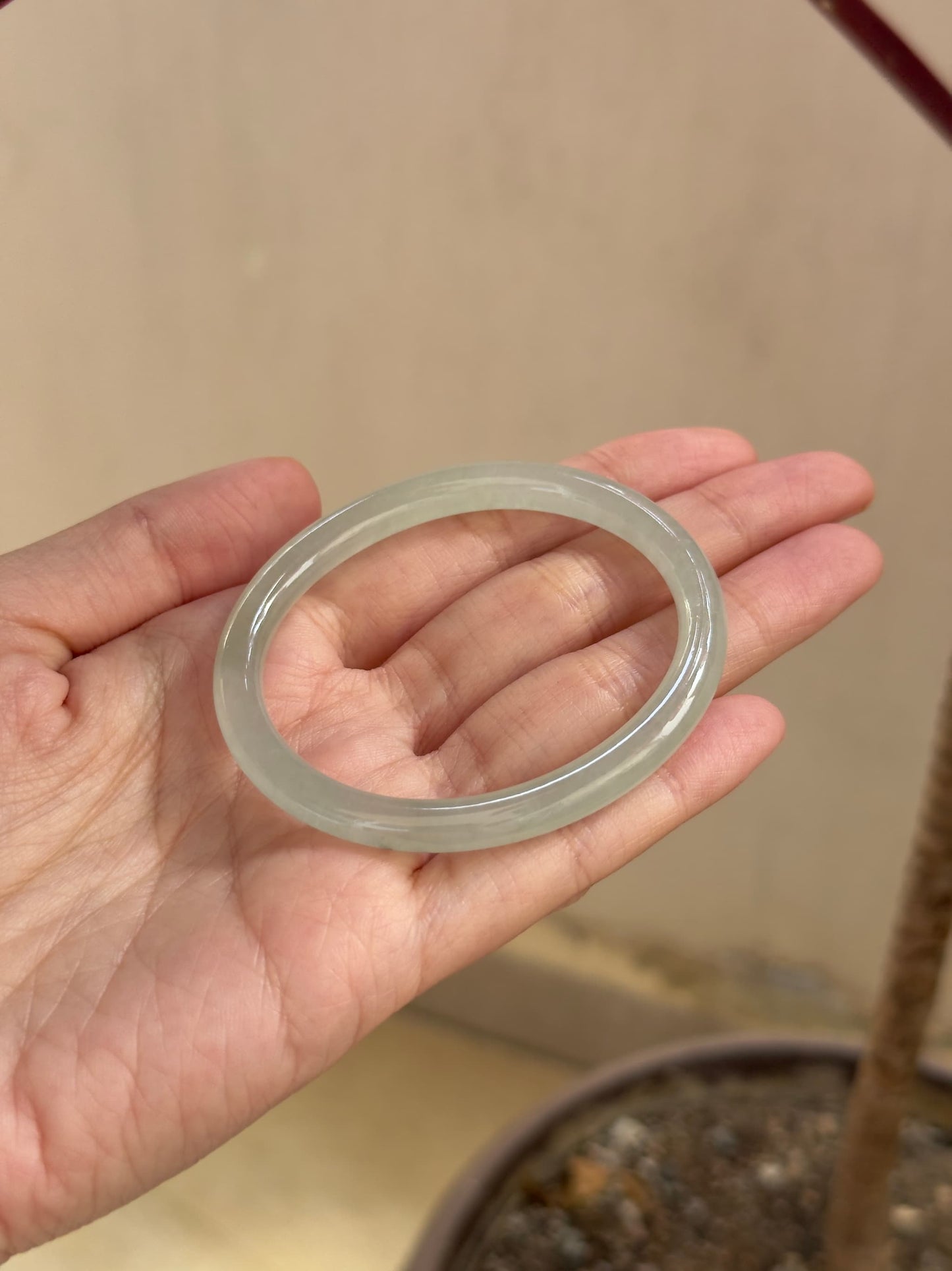 54.7mm Glowy Light Mint (Oval)