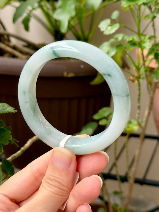 55.3mm Light Green with Blue Flowers