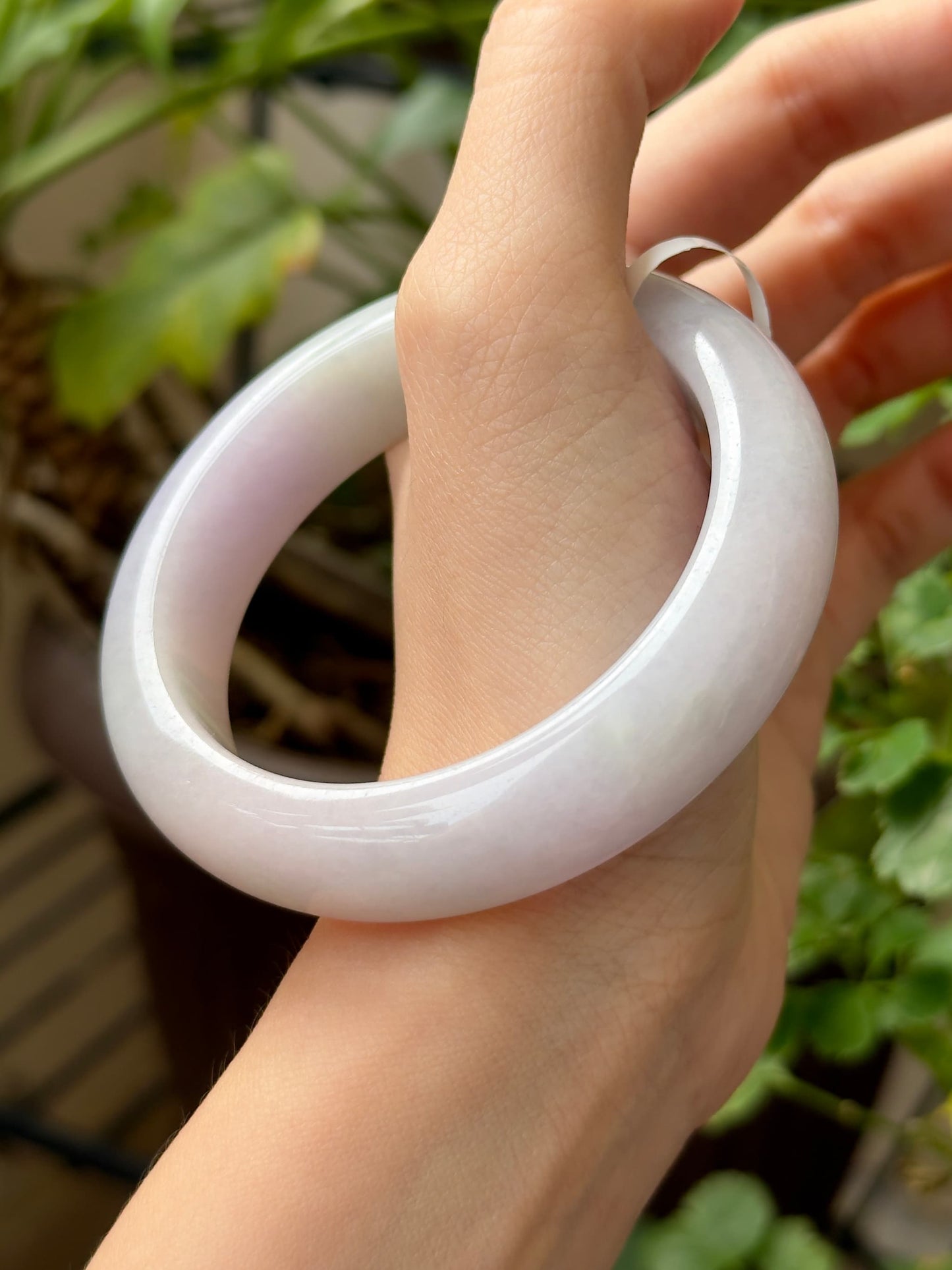 54.7mm Faint Lavender Mint