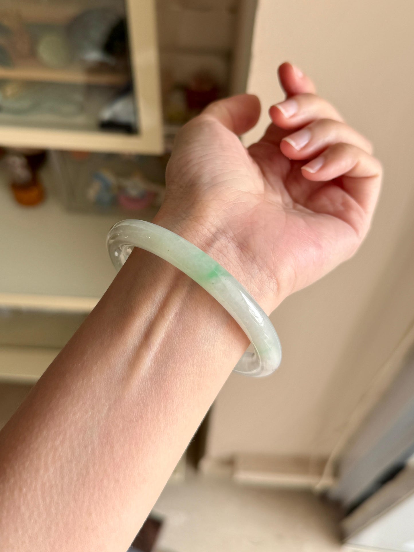 58mm Icy White with Sunny Green Dashes