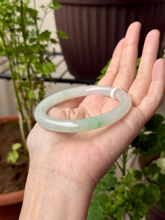 58mm Icy White with Sunny Green Dashes