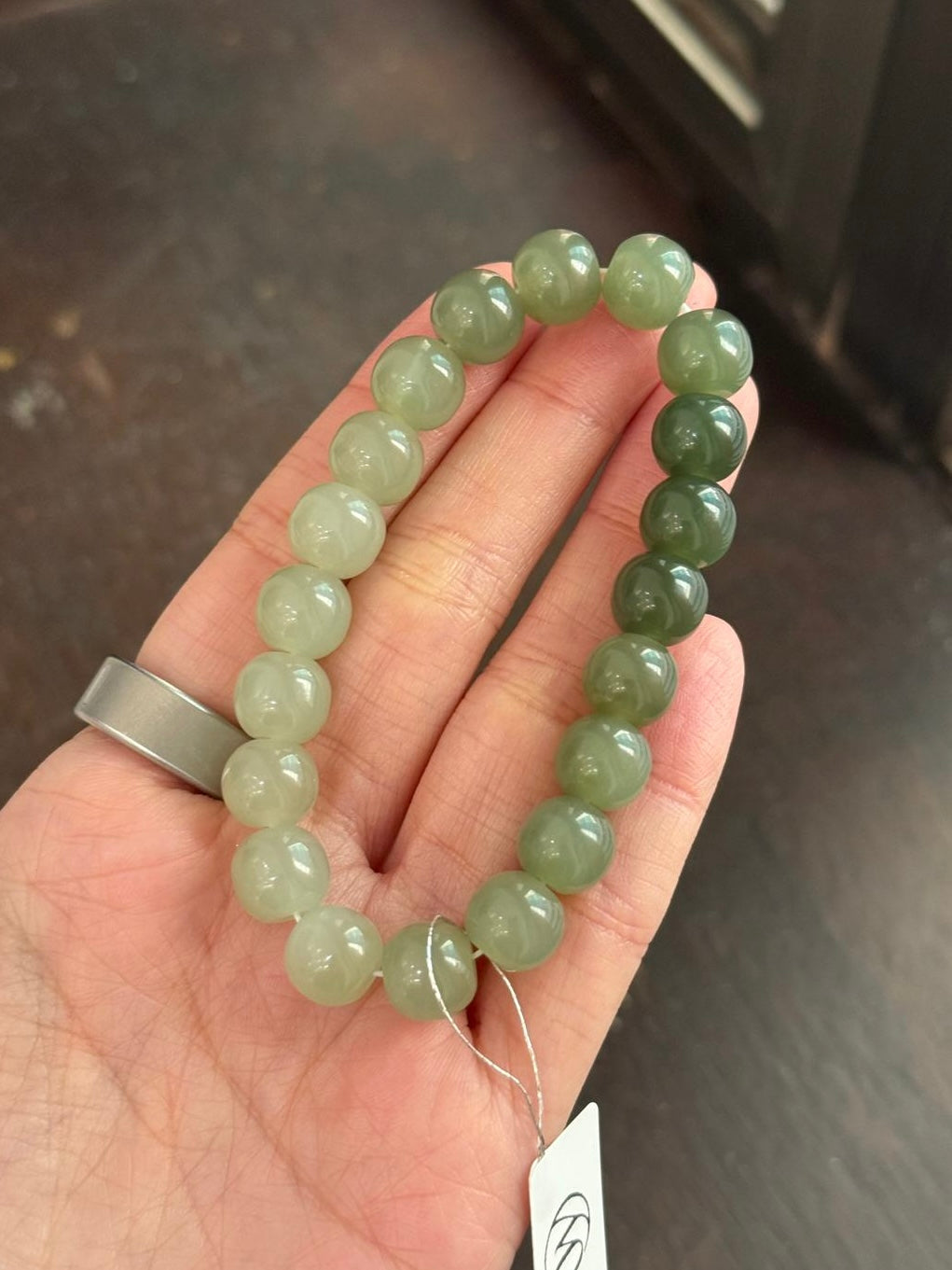 10mm Nephrite Jade Gradient Barrel Bracelet