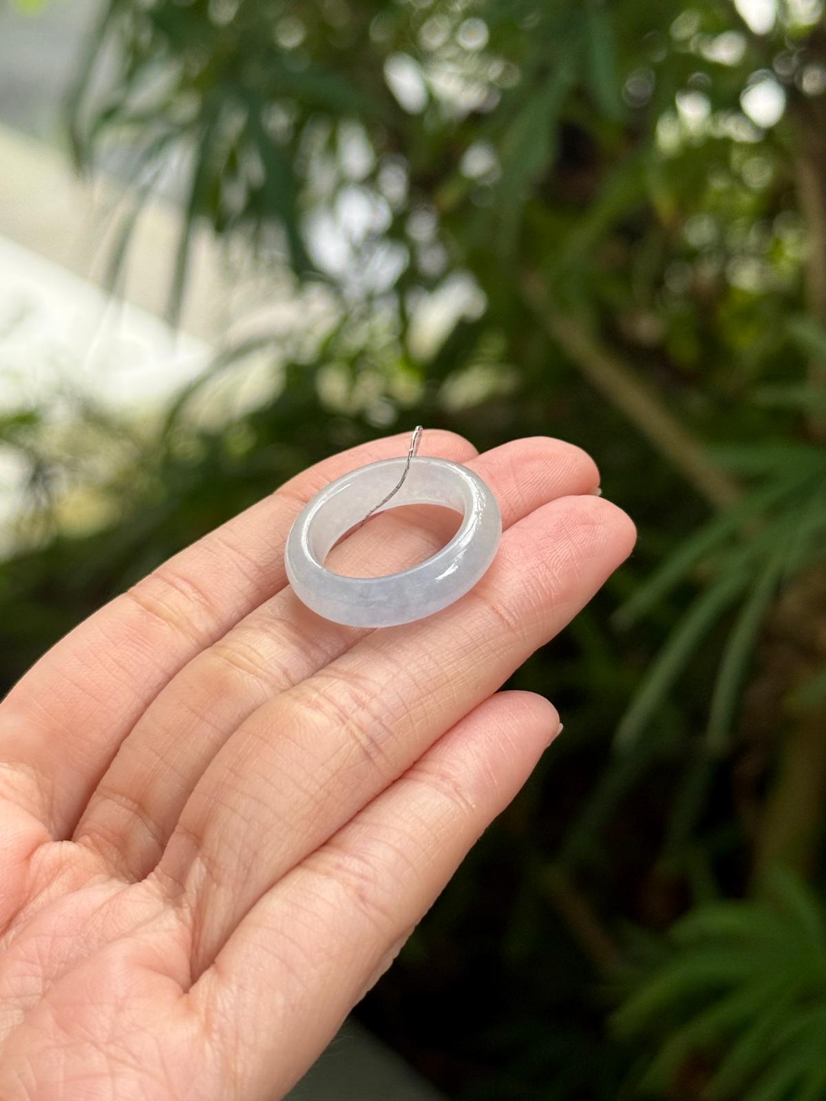 (Rare!) 16mm Icy Gradient Lavender Abacus Ring