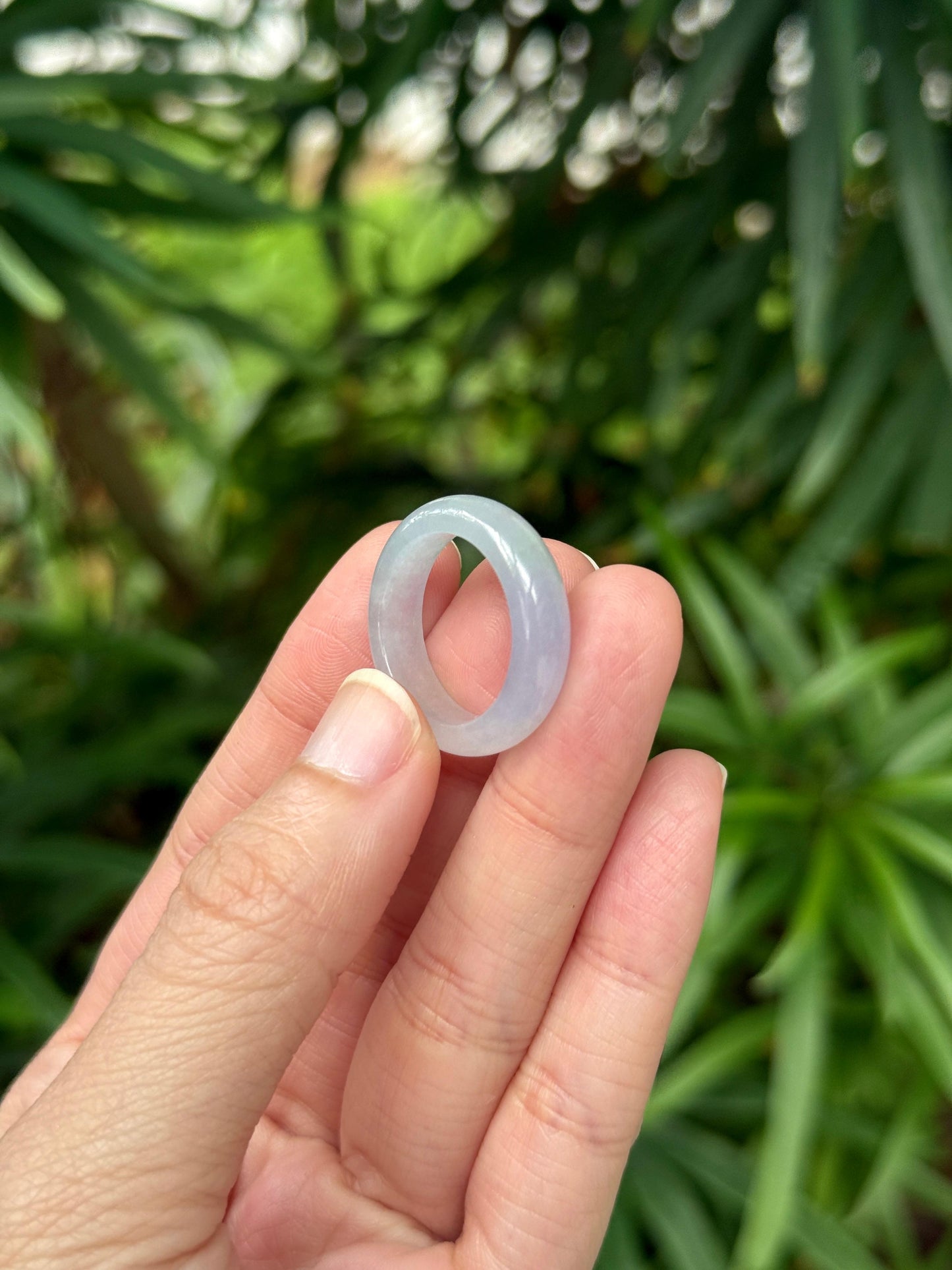 (Rare!) 17mm Icy Gradient Lavender Abacus Ring