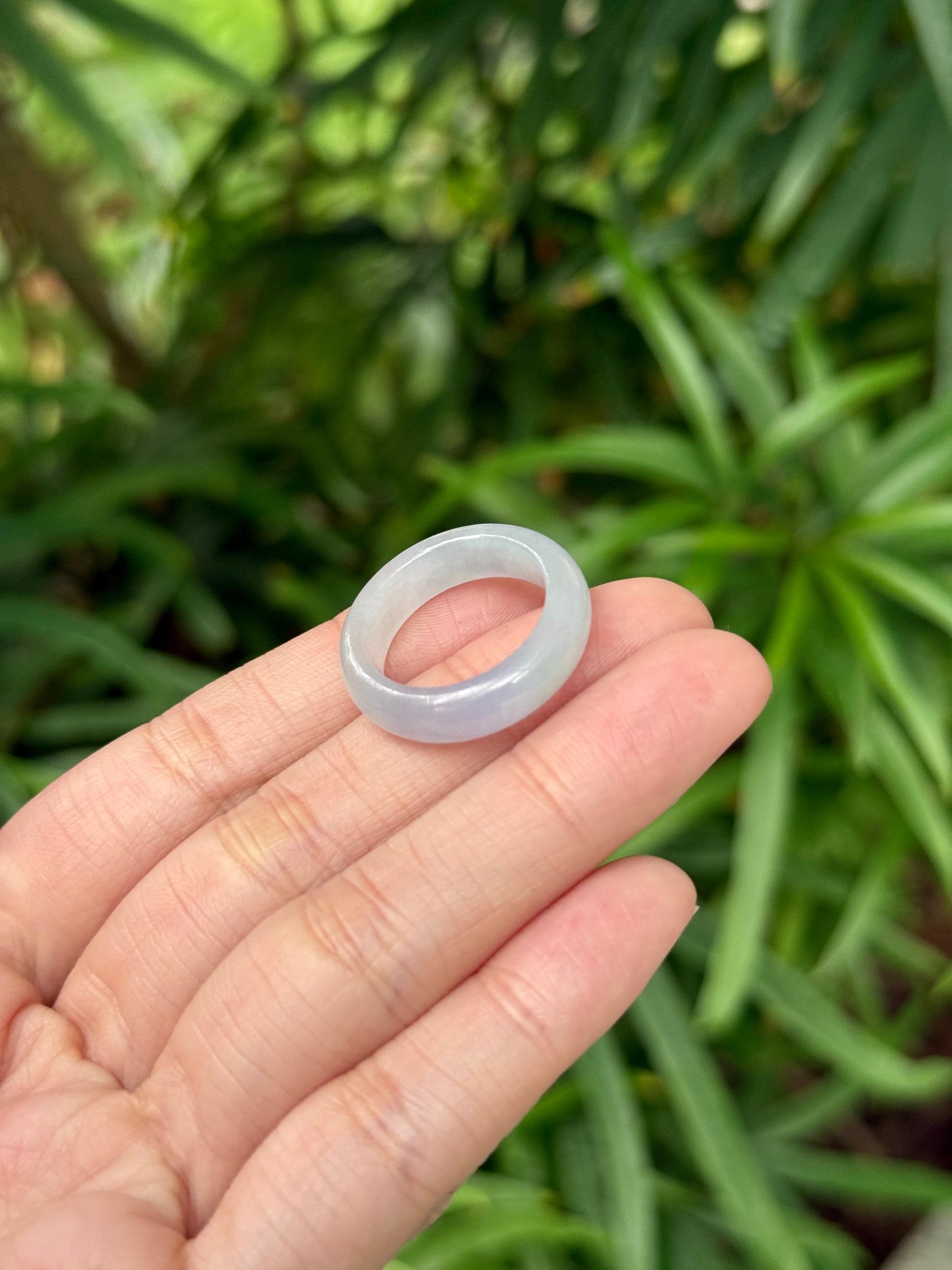 (Rare!) 17mm Icy Gradient Lavender Abacus Ring