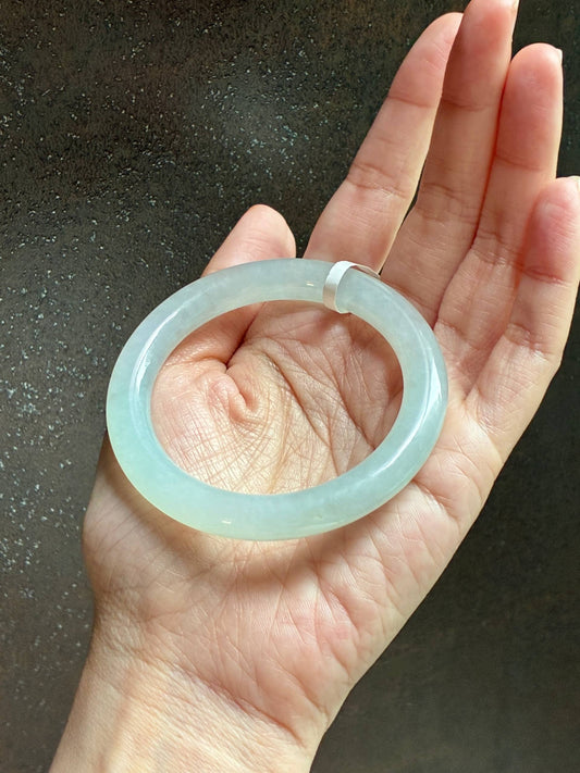53.3mm Icy Light Mint Blue (Rare!)