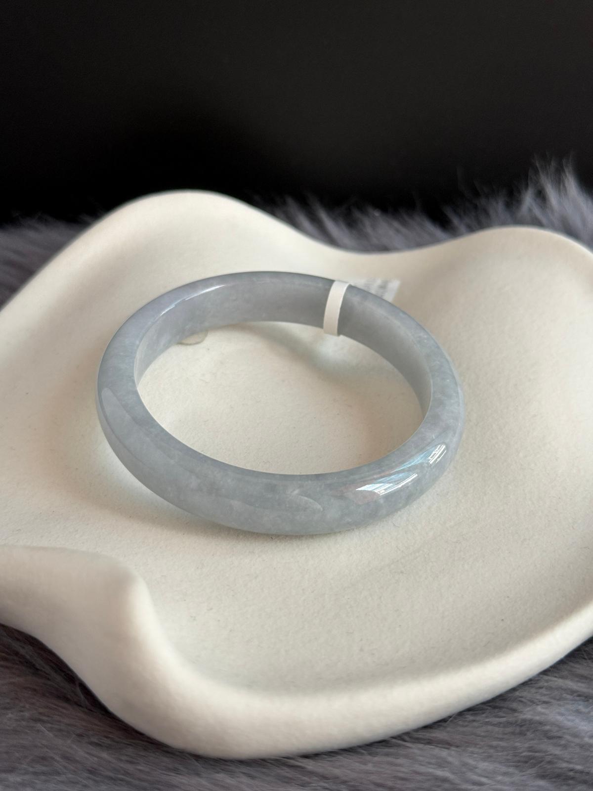 57.8mm Lavender Blue