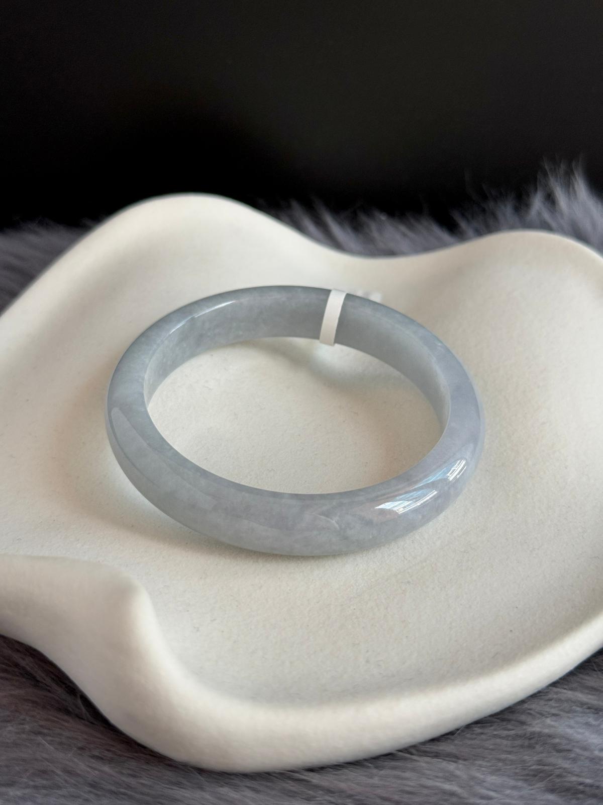 57.8mm Lavender Blue