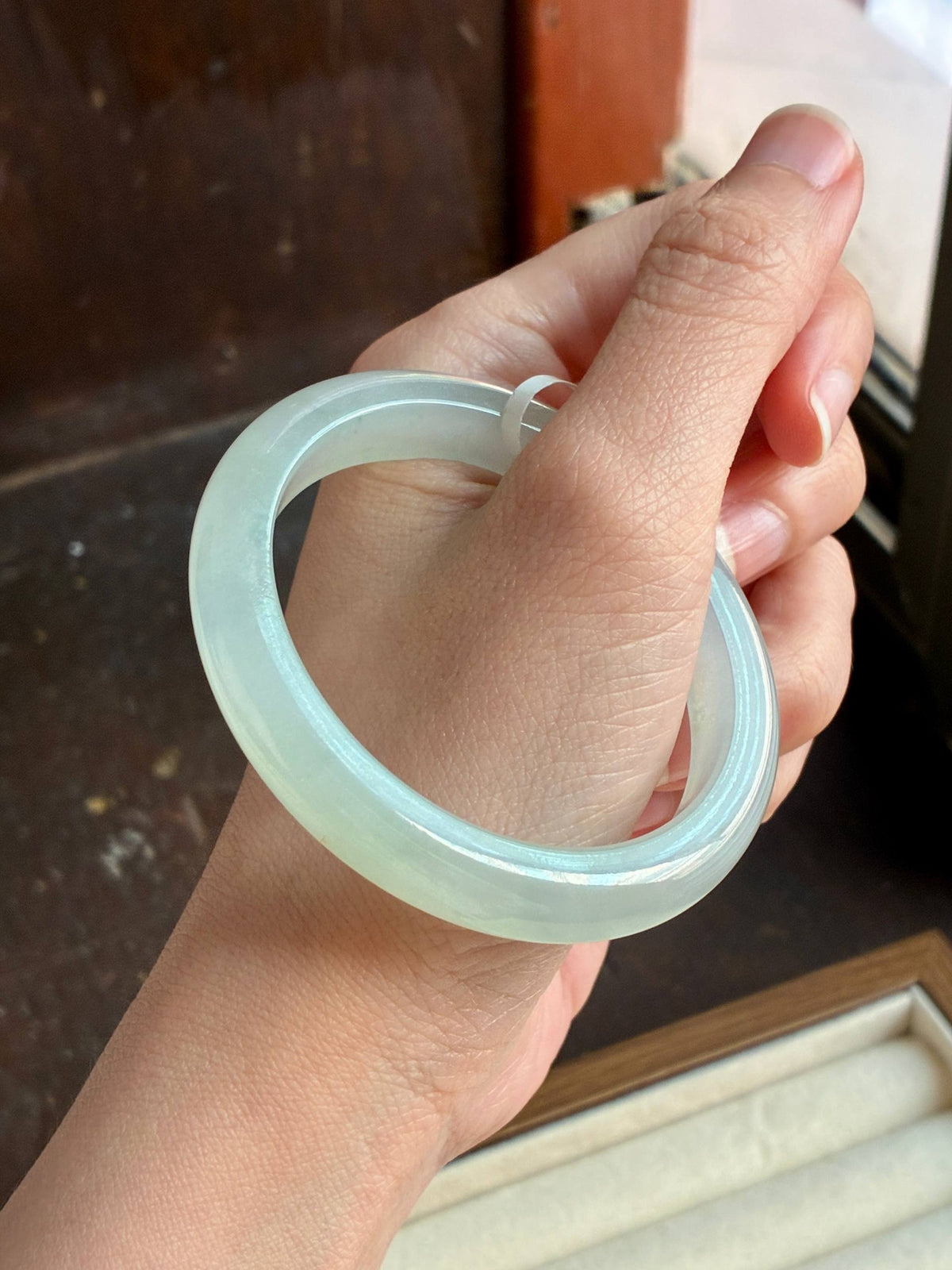 52.4mm Icy Glowy Faint Green Oval (Premium!)