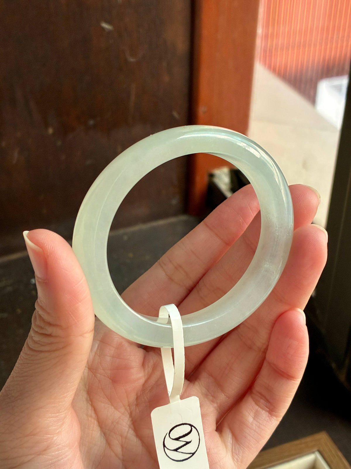 52.4mm Icy Glowy Faint Green Oval (Premium!)