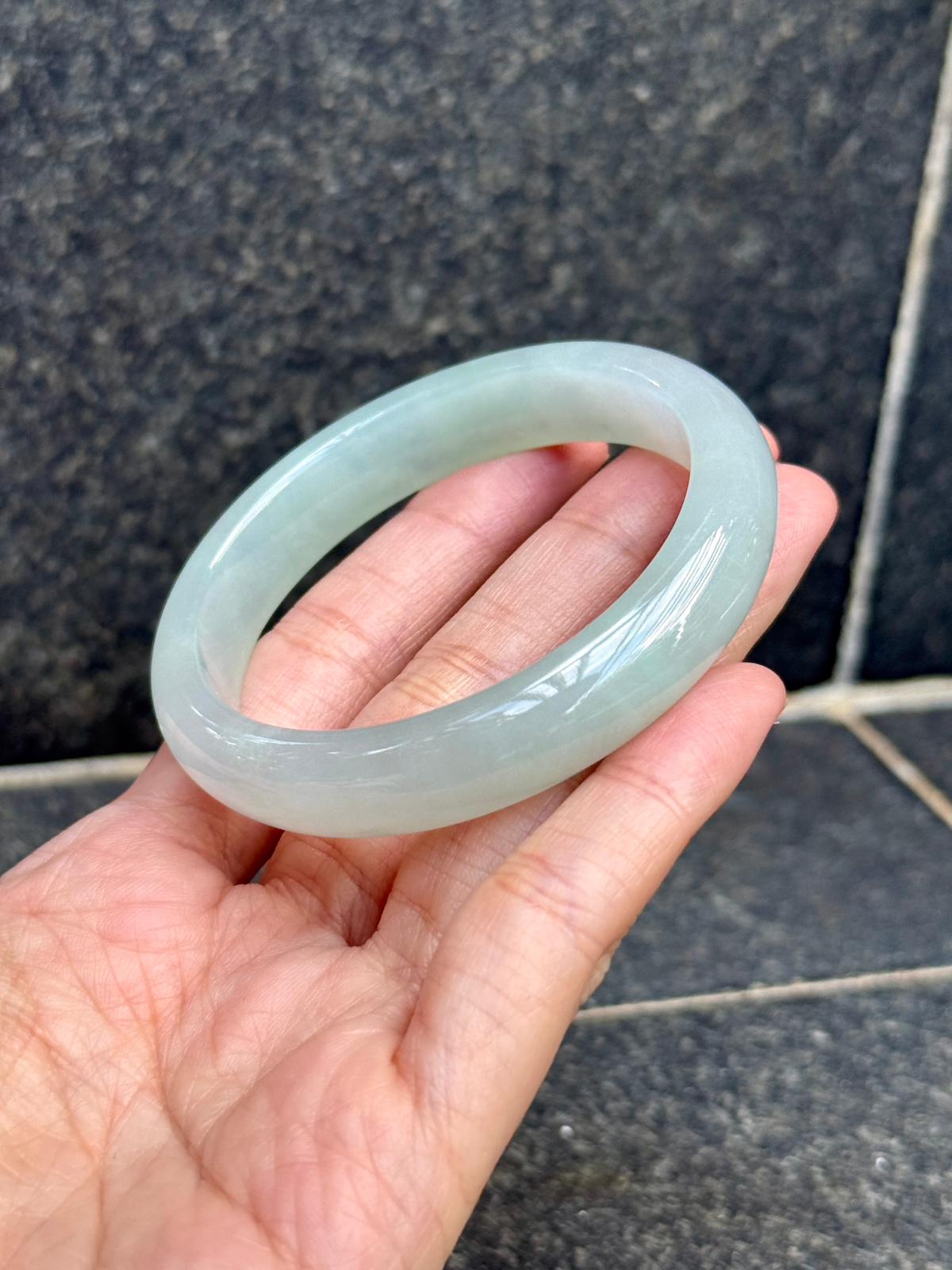53.5mm Icy Light Bluish Green (Oval) (Highly Translucent!)