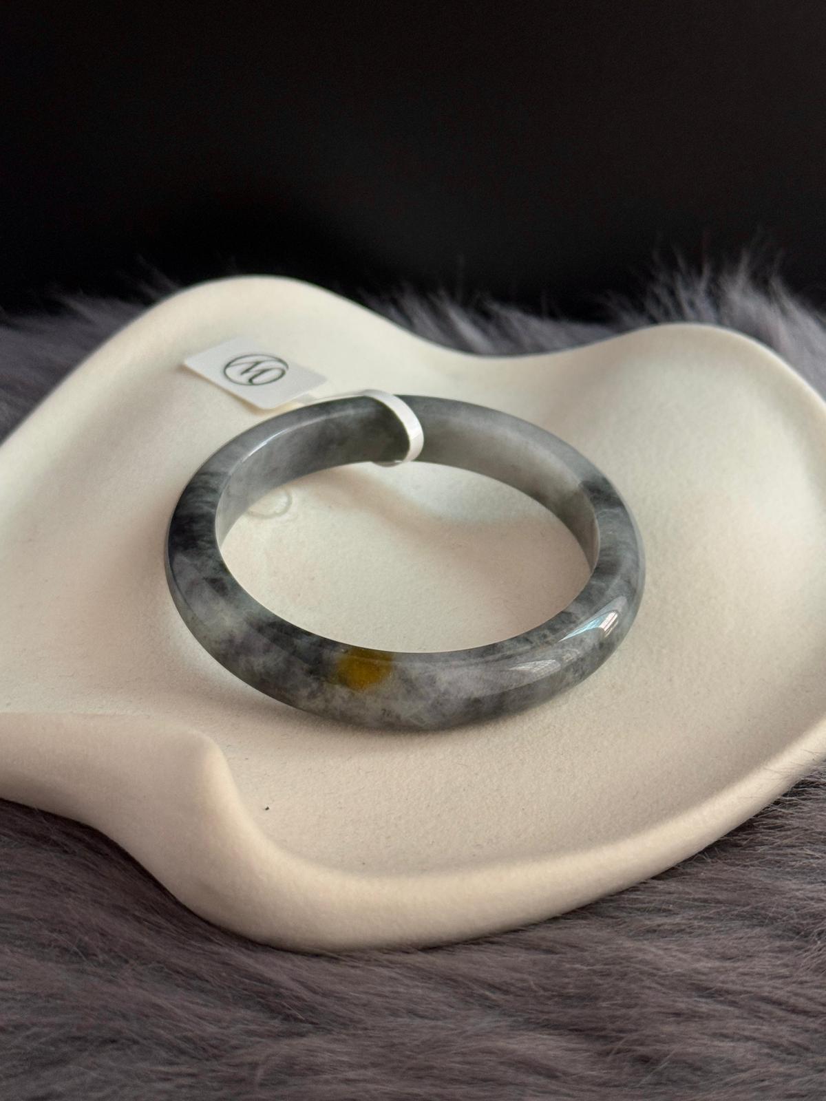 58.6mm Oily Wuji with Yellow