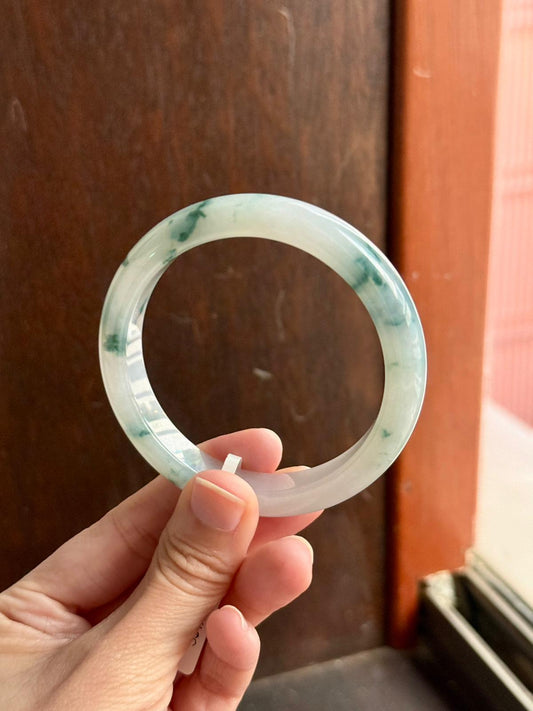 57.3mm Icy Snow White Florals