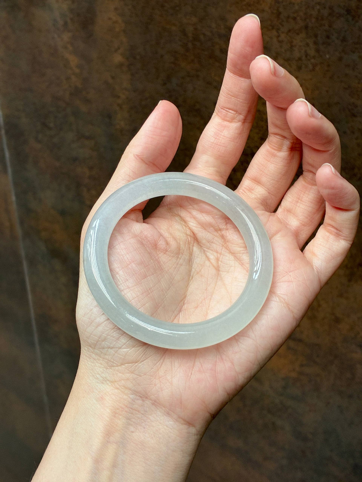 52.3mm Icy Glowy Faint Mint Near Colorless