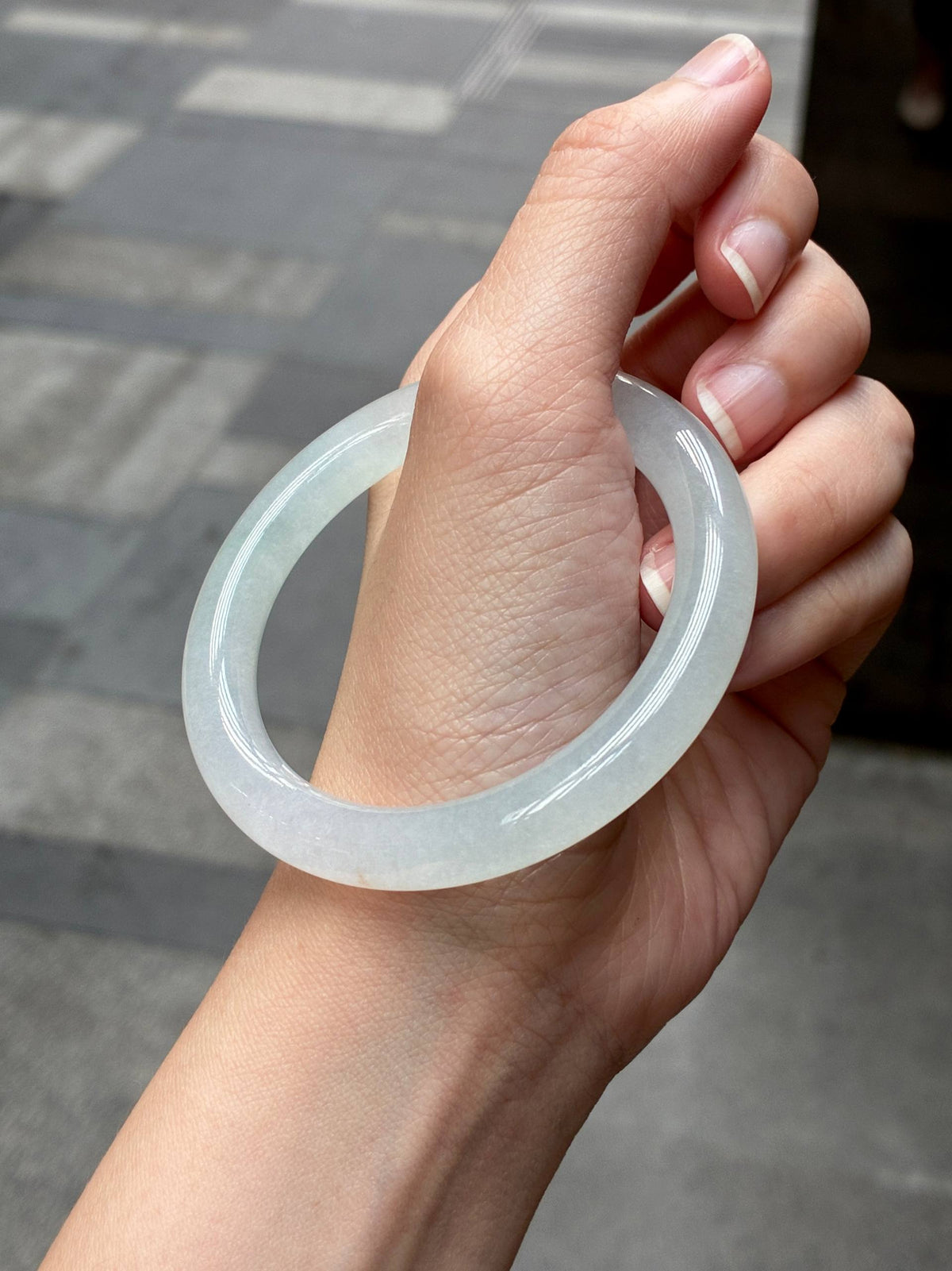 52.3mm Icy Glowy Faint Mint Near Colorless