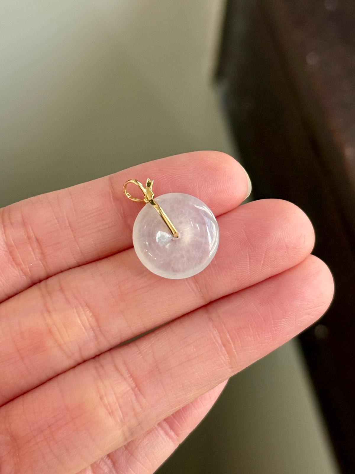 18K Icy Coloress Donut Pendant with Ribbon