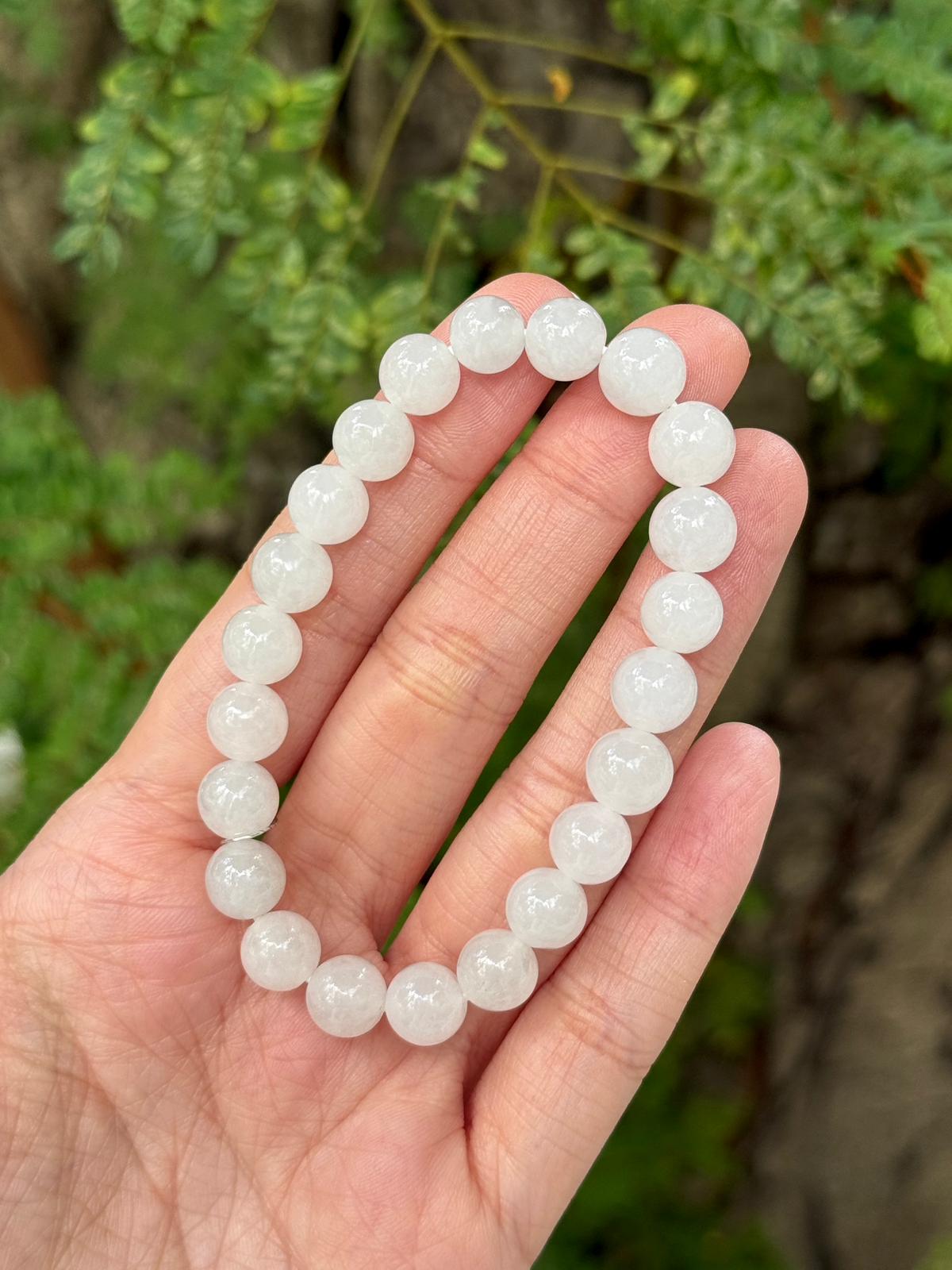 8.5mm Icy Snow White Bracelet (Steal Alert!)
