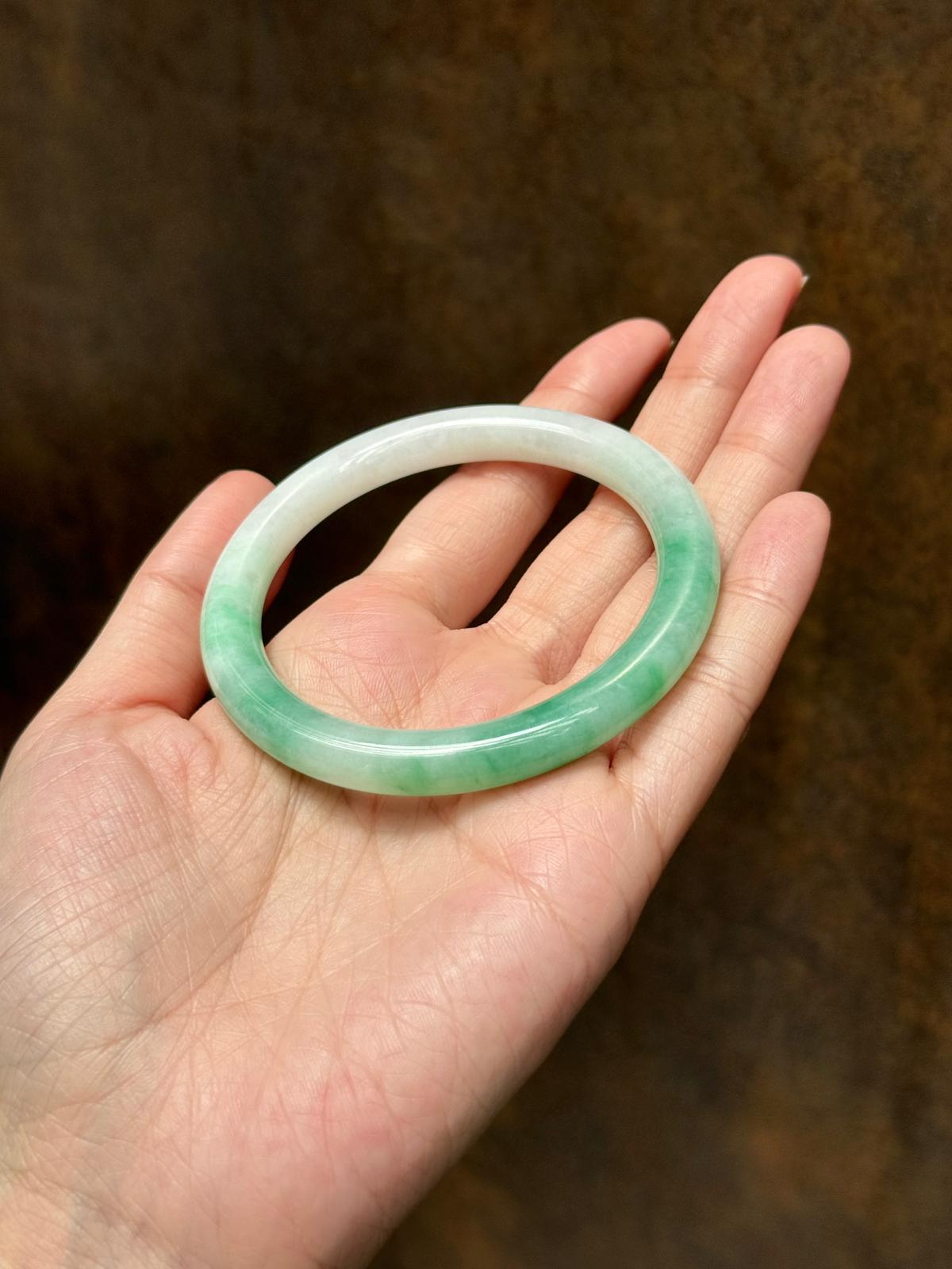 56.2mm Gradient Vivid Apple Green