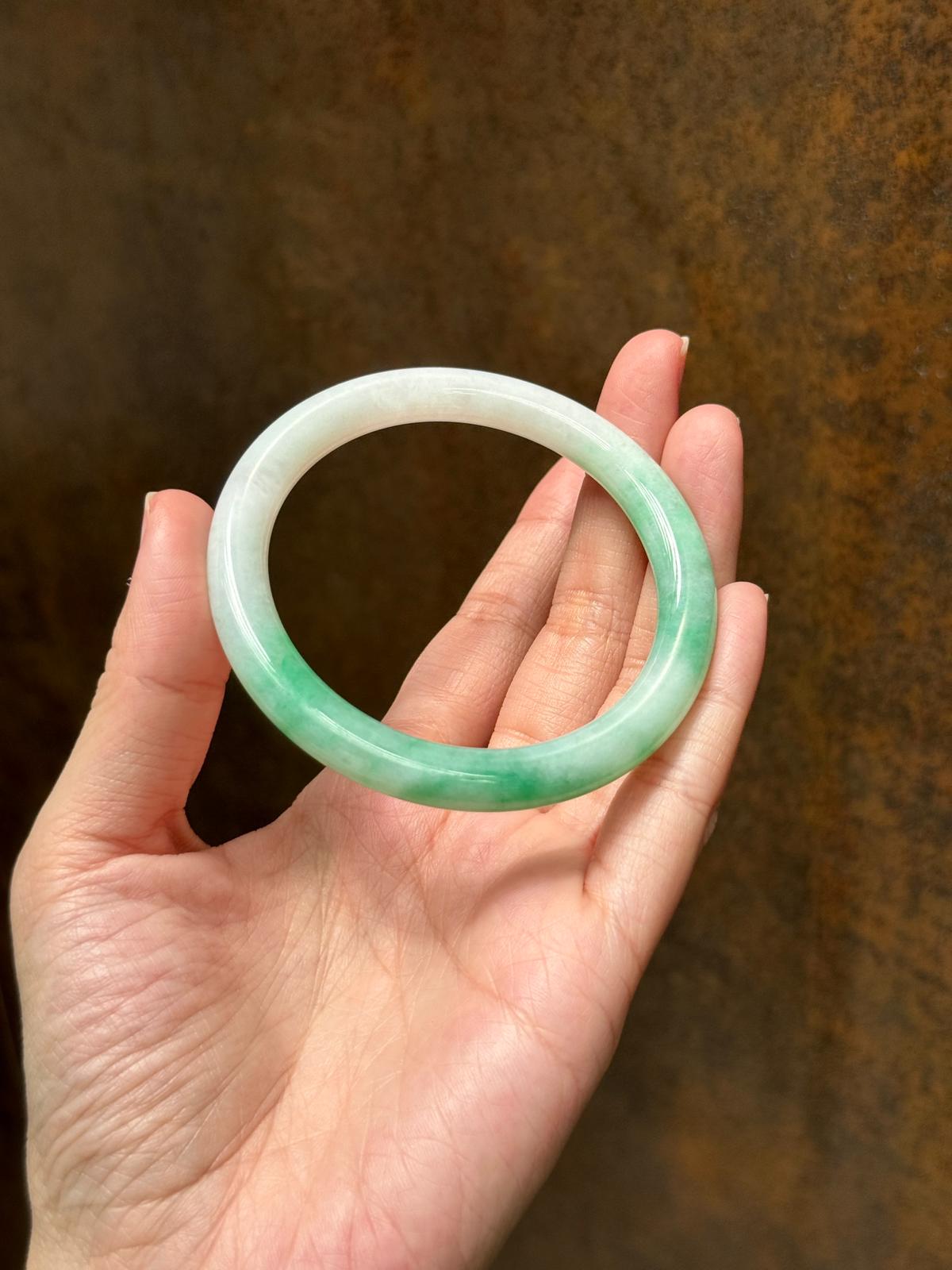 56.2mm Gradient Vivid Apple Green