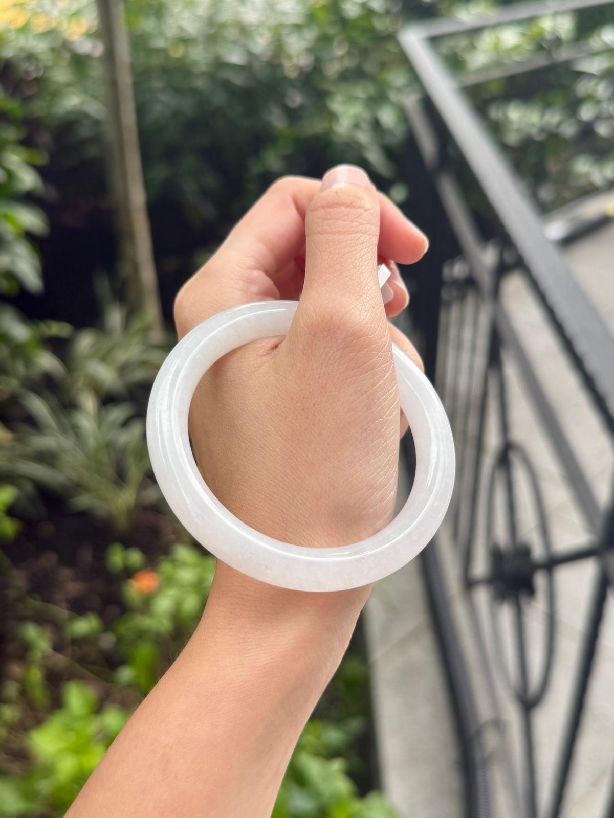 55.3mm Icy Snow White