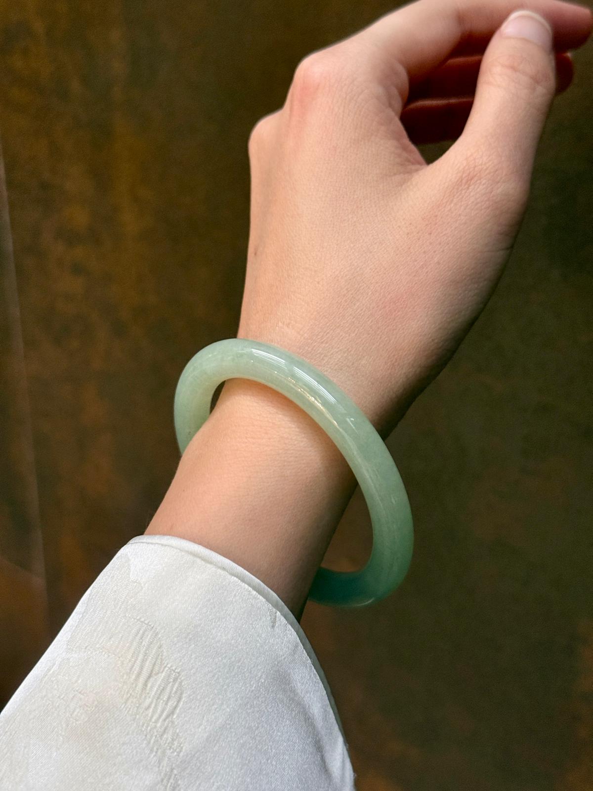 50.5mm Icy Sweet Apple Green