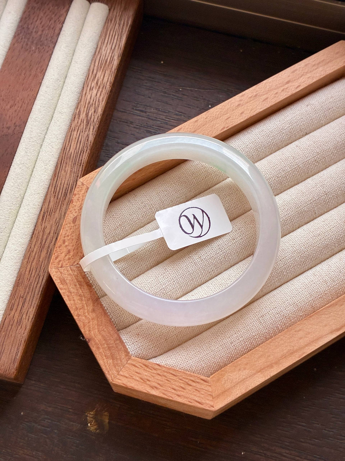 52.5mm Icy Near Colorless (Premium!)