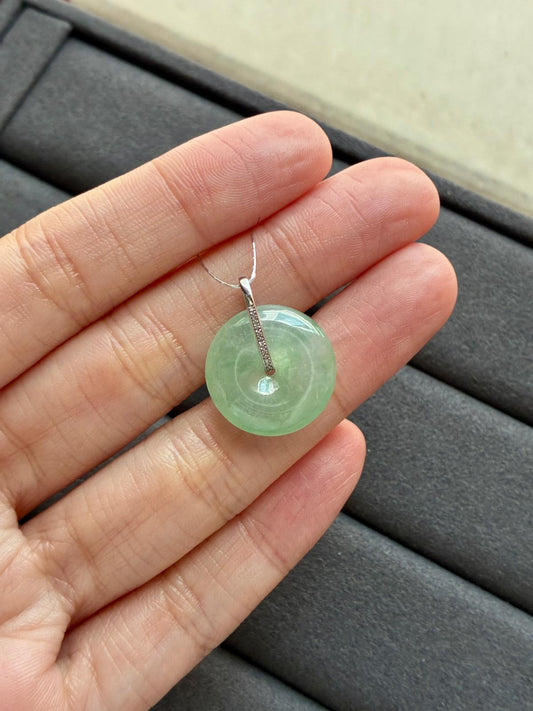18K Icy Sweet Apple Green Donut Pendant