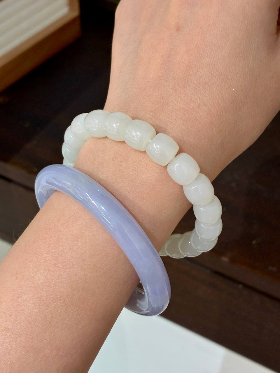 10mm Nephrite Jade Barrel Bracelet (16cm)